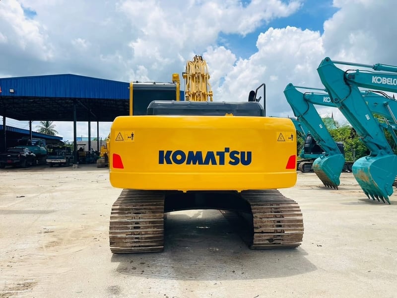 PC200-8N1 ไฟฟ้าครบ ระบบดี พร้อมลายแย็กโรงงาน PC200-8N1 ไฟฟ้าครบ ระบบดี พร้อมลายแย็กโรงงาน