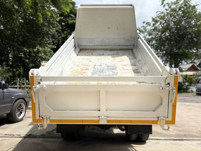 HINO DUTRO 136 ปี 2551 ดั้มพ์ 3 คิว HINO DUTRO 136 ปี 2551 ดั้มพ์ 3 คิว