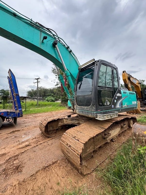 Kobelco SK200-8 YN11 เสป็คญี่ปุ่น มีไลน์แย๊ก Kobelco SK200-8 YN11 เสป็คญี่ปุ่น มีไลน์แย๊ก