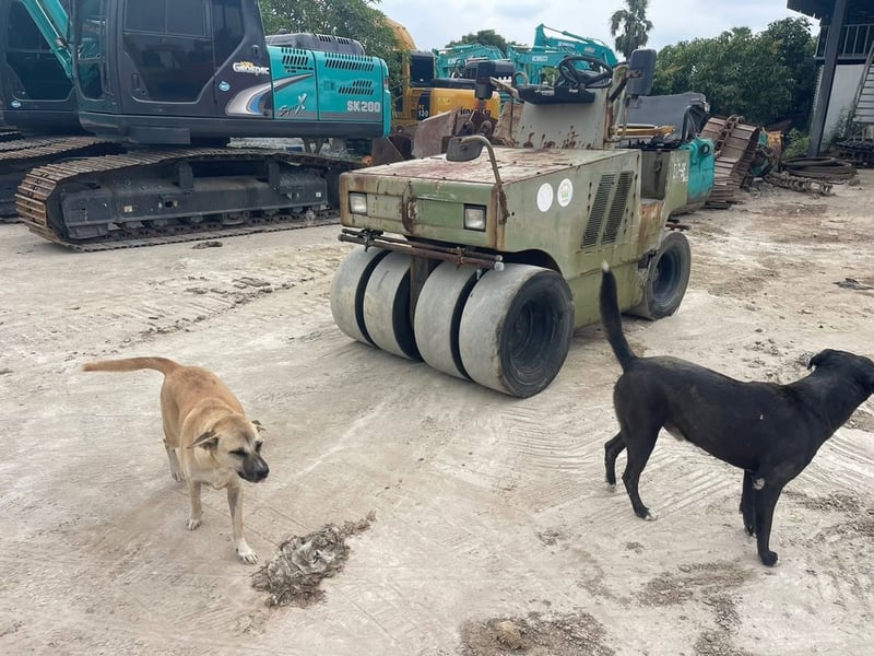 รถบด ชาไกล พร้อมใช้งาน รถบด ชาไกล พร้อมใช้งาน