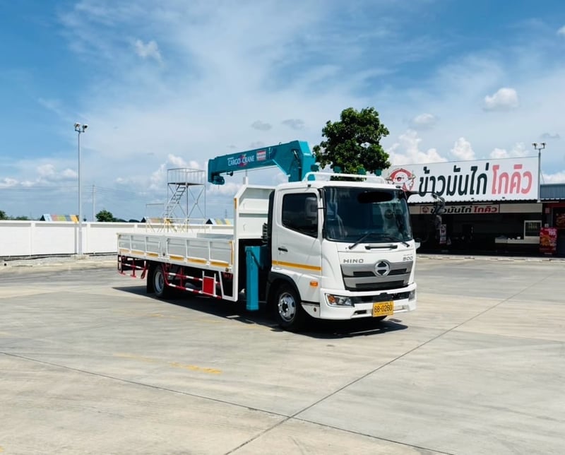 HINO NEW FC9J 210 ติดเครน 3 ตัน