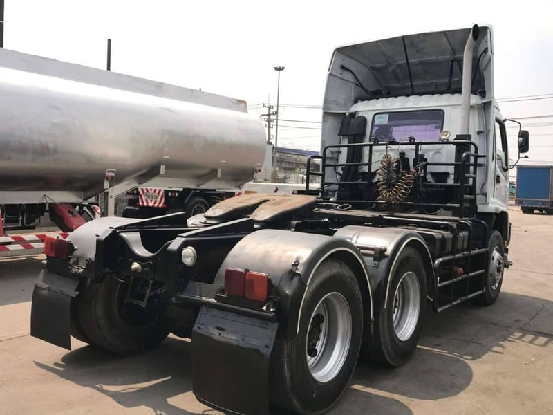 ISUZU FXZ 270แรงม้า รถบรรทุก 10ล้อ หัวลาก เฉพาะหัว ปี2002 เลขไมล์ 1 กม. ISUZU FXZ 270แรงม้า รถบรรทุก 10ล้อ หัวลาก เฉพาะหัว ปี2002 เลขไมล์ 1 กม.
