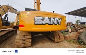 SANY SY215C เครื่อง-ปั้มดี  ช่วงล่างดี โซ่ใหม่ ใบสวย