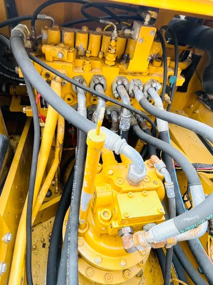 CAT320D เน็กเจน 6 สุป ปี 2562 มือเดียวป้ายแดง