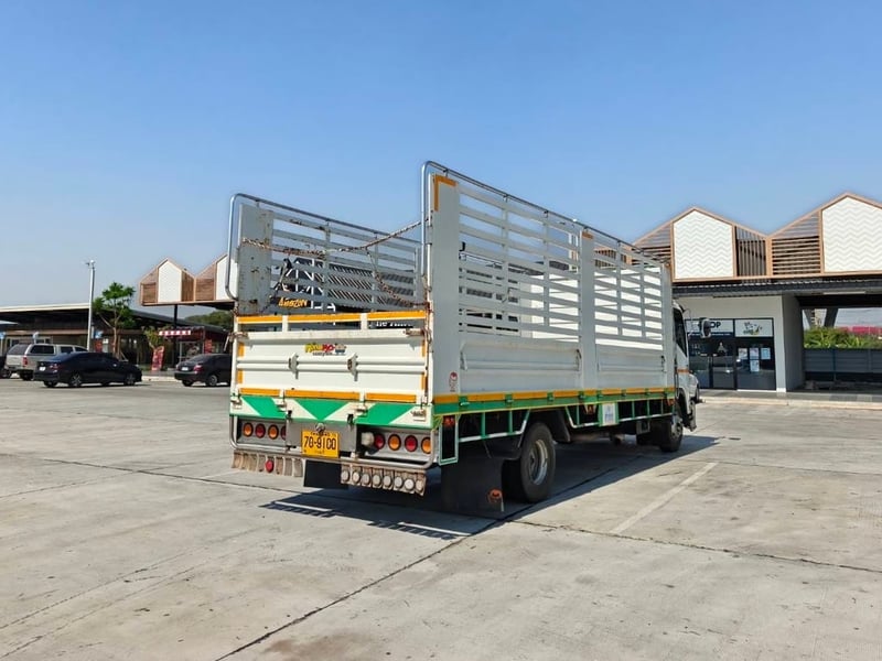 ISUZU FRR 210 ยาว 650 เมตร ISUZU FRR 210 ยาว 650 เมตร