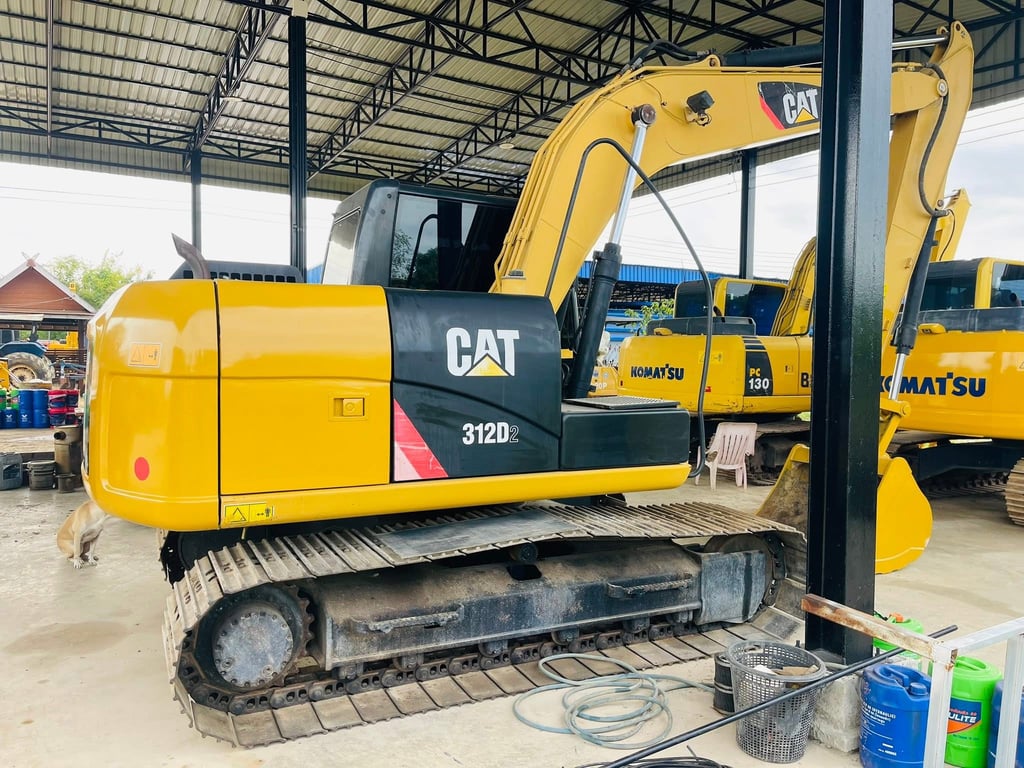 ไมล์ ช.ม 8000❗️CAT312D2 ญี่ปุ่น มือเดียวป้ายแดง  สีเดิมๆรอบคัน