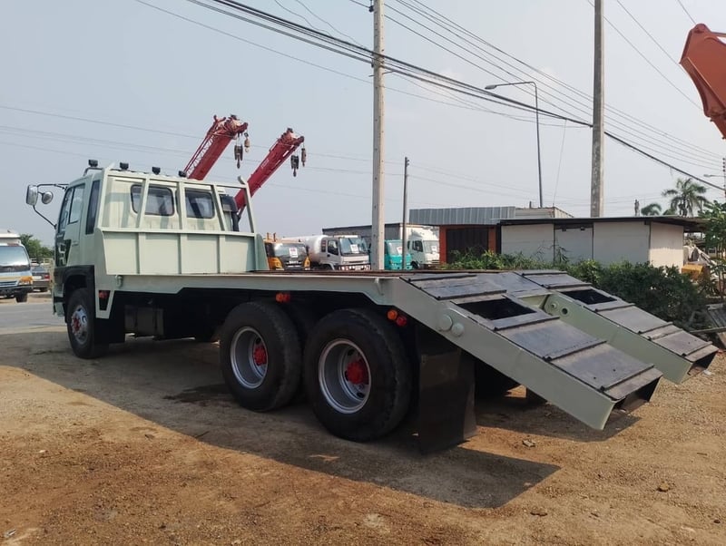 HINO FM3M 240 เครื่อง M10C สองเพลา ท้ายลาดบรรทุกแบคโฮ