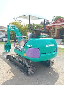 KOMATSU PC30-7 มีไลน์แย็ก 