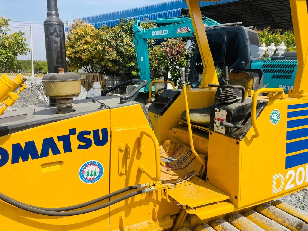 D20PL-7 แทรกใหญ่ เครื่องเกียรดี โช่ใหม่ ช่วงล่างเต็มระบบ D20PL-7 แทรกใหญ่ เครื่องเกียรดี โช่ใหม่ ช่วงล่างเต็มระบบ