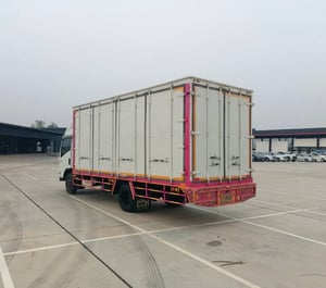 ISUZU NPR 150 แรง 6ล้อตู้เเห้ง 10 บาน