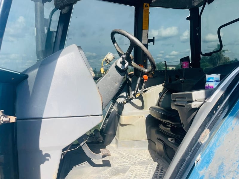 FORD 6640 นิวฮอร์แลนด์ 2 เพลา แอร์เย็น 