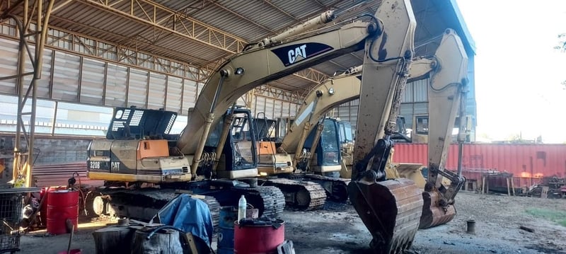 CATERPILLAR 320B ช่างล่างดี เครื่อง-ปั้มดี 