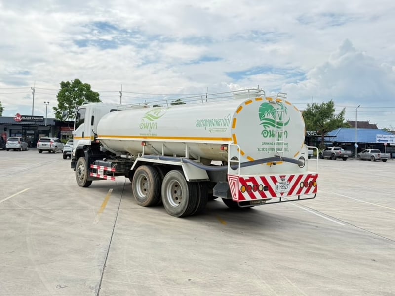 10ล้อทุกน้ำ ISUZU FVM 240 คลัซซี MT  เลขไมล์ 12,397 กิโล