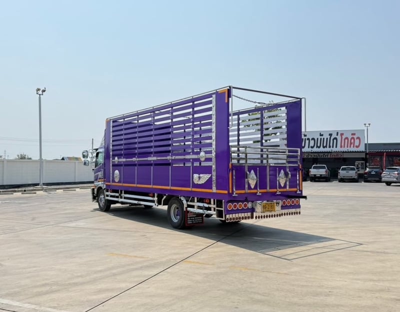 NEW FRR 210 กะบะปีเนียมพื้นสแตนเหล็ด NEW FRR 210 กะบะปีเนียมพื้นสแตนเหล็ด