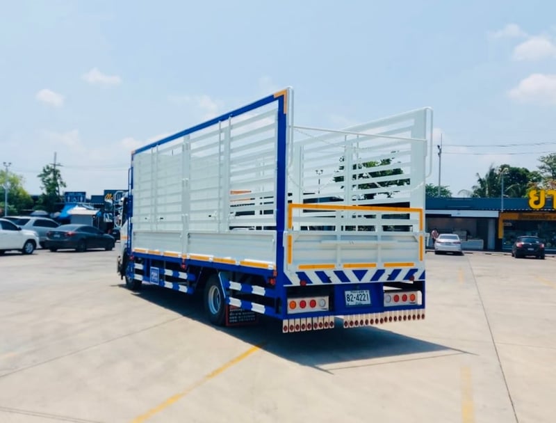 ISUZU NEW FRR 210 กะบะเหล็กต่อใหม่พร้อม ISUZU NEW FRR 210 กะบะเหล็กต่อใหม่พร้อม