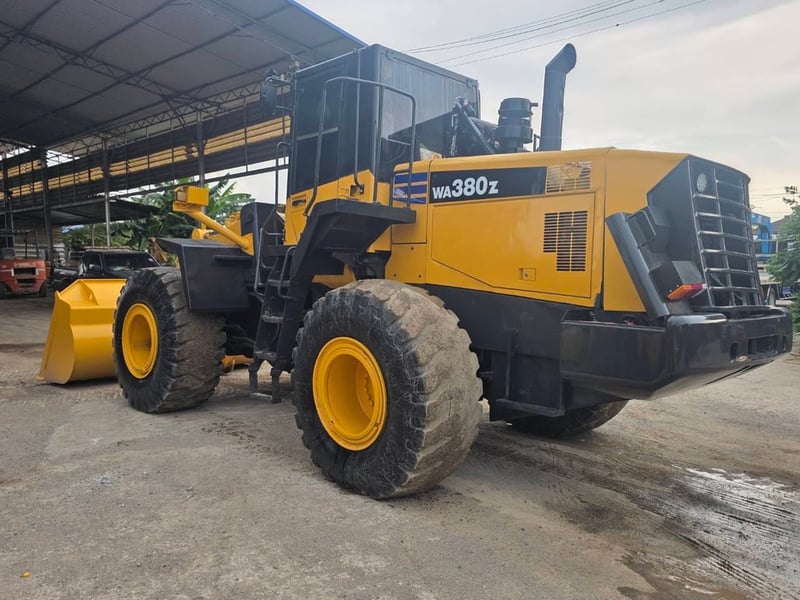 KOMATSU WA200-5 เครื่องดี ปั้มดี ระบบดี แอร์เย็น KOMATSU WA200-5 เครื่องดี ปั้มดี ระบบดี แอร์เย็น