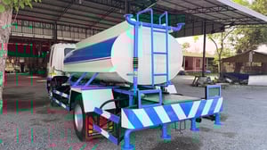 HINO 212 แรง บรรทุกน้ำ แท็งก์จุ 6,000 ลิตร HINO 212 แรง บรรทุกน้ำ แท็งก์จุ 6,000 ลิตร