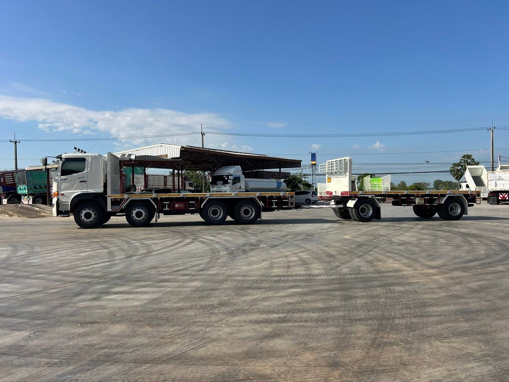 ขายลูกพ่วงพื้นเรียบ ปี 2565  ยาว 6.50 เมตร