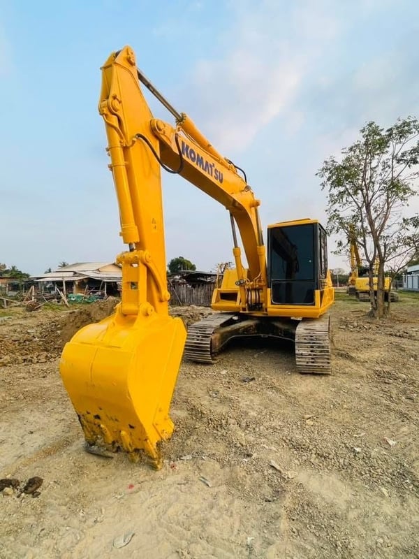 PC120-3 คนโทรสั้น เครื่องดี  ปั๊มดี  แอร์เย็นๆ