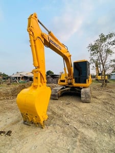 รถแบคโฮ PC120-3 คนโทรสั้น เครื่องดี ปั๊มดี รถแบคโฮ PC120-3 คนโทรสั้น เครื่องดี ปั๊มดี