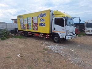 ISUZU Frr 210 ตู้แห้ง 3 บาน ยาว 6.50.เมตร