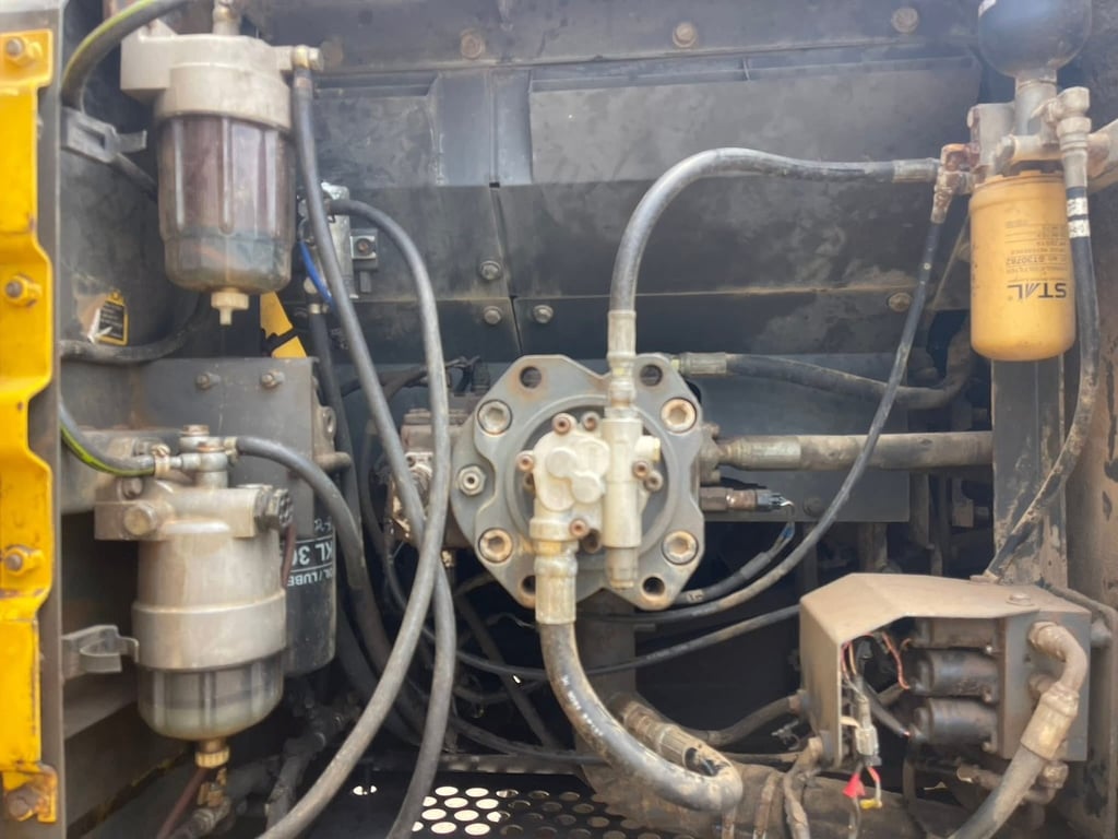 SH210-5F ไฟฟ้าครบ ระบบดี เครื่องดี ปั้มแห้ง ช่วงล่างสวย SH210-5F ไฟฟ้าครบ ระบบดี เครื่องดี ปั้มแห้ง ช่วงล่างสวย