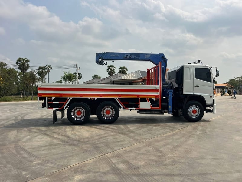 HINO 380 FM2P สองเพลา (เฟืองเร็ว)  ติดเครน 5 ตัน