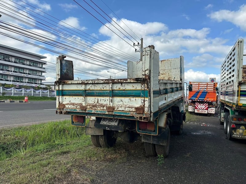 รถ6ล้อ HINO เครื่อง.H07C (210 ) ดั้มพ์หินทราย