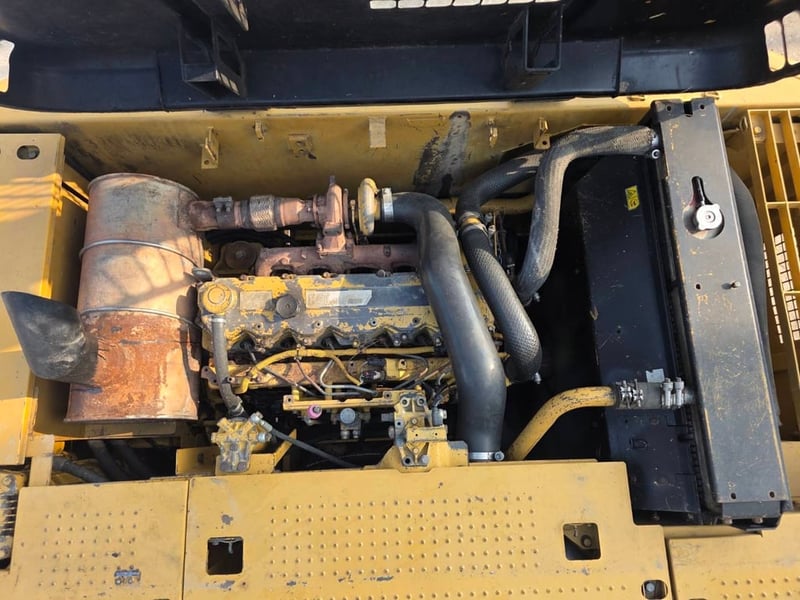 CATERPILLAR 320D FAL8100 เครื่องดีปั้มดี CATERPILLAR 320D FAL8100 เครื่องดีปั้มดี