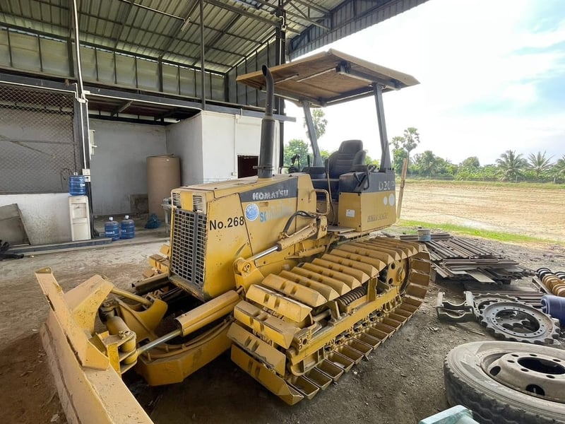 D20-7 โคมัสสุ ใบมีดสไล 6 ทิดทาง  ช่วงล่างสวยโซ่ใหม่ 