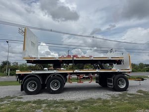 ขายด่วน ลูกพ่วงพื้นเรียบสามเพลา