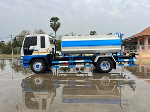 HINO 212 แรง บรรทุกน้ำ แท็งก์จุ 6,000 ลิตร HINO 212 แรง บรรทุกน้ำ แท็งก์จุ 6,000 ลิตร
