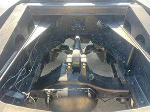 HINO FM1J 245 แรง เครื่องเดิม เกียร์ ZF เลขไมล์ 366940 กิโลเมตร ปี 2547