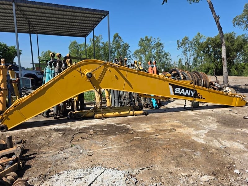 ขาย บูมยาวSANY ยาว 16 เมตร ได้กระบอกบุ้งกี๋ ขาย บูมยาวSANY ยาว 16 เมตร ได้กระบอกบุ้งกี๋
