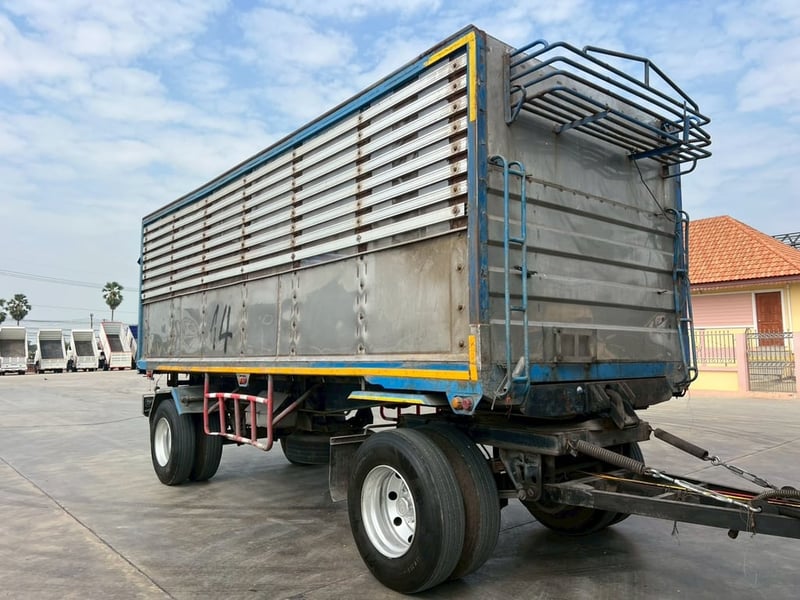 รถพ่วงแม่ลูก ISUZU FYH 360 แรง ปี 2556 ด้้มพ์คอกเกษตร รถพ่วงแม่ลูก ISUZU FYH 360 แรง ปี 2556 ด้้มพ์คอกเกษตร