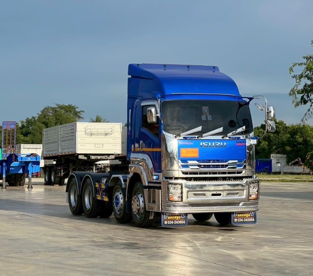ISUZU GXZ 360 MT หัวลาก12ล้อ  มีระบบ ดั้มพ์พรัอมใช้ ไมล์ 92,050 กิโล