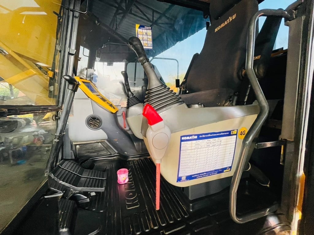 PC200-8MO ชีเรียรสูง ตัวสุดท้าย  ไฟฟ้าครบ ระบบพร้อม