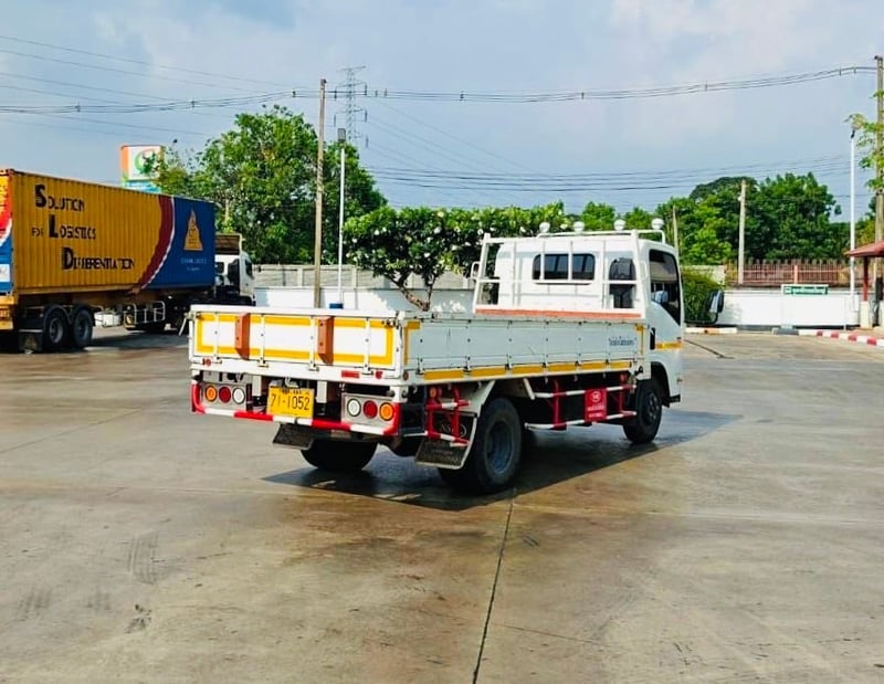 ISUZU NMR 130 แรง 6ล้อกะบะคาร์โก้ เลขไมล์ 88,619