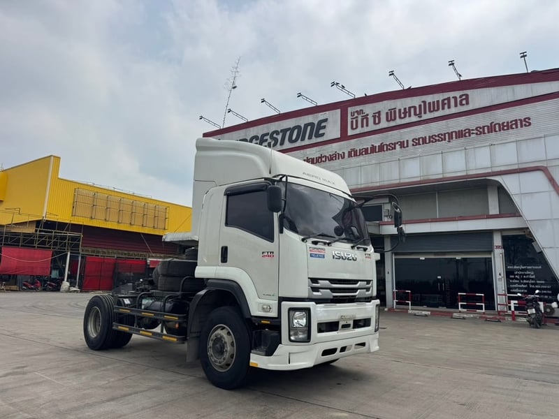หัวลาก 6ล้อ ISUZU FTR 240 MT 