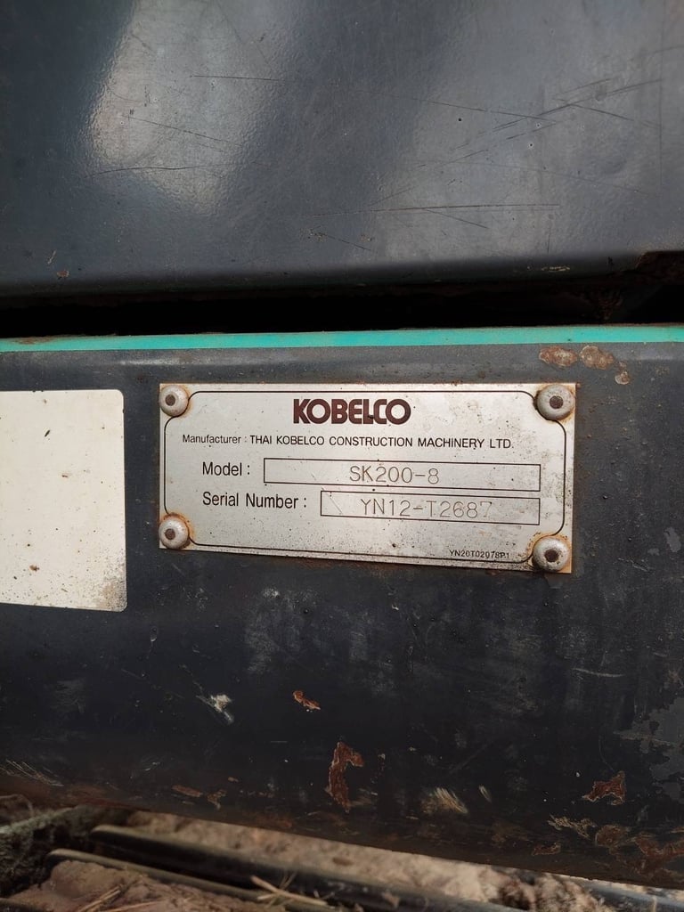 Kobelco Sk200-6-8 Yn12 เล่มทะเบียน ไมล์ 1x,xxx ชม. รถบ้าน Kobelco Sk200-6-8 Yn12 เล่มทะเบียน ไมล์ 1x,xxx ชม. รถบ้าน