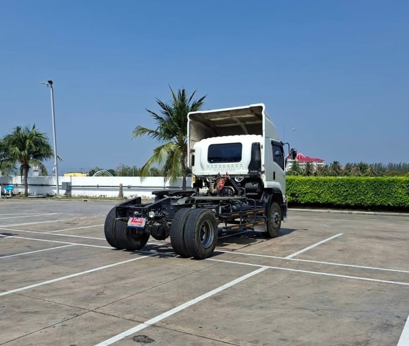 ISUZU FTR 240 MT หัวลาก 6ล้อ  เลขไมล์ 16x,xxx กิโล