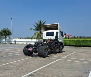 ISUZU FTR 240 MT หัวลาก 6ล้อ