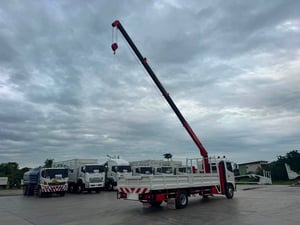 HINO 175 แรง ติดเครน 3.30 ตัน HINO 175 แรง ติดเครน 3.30 ตัน