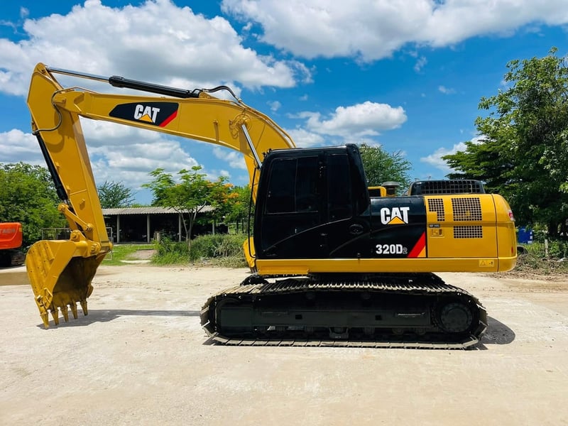 CAT320D2 เล่มทะเบียน  มือเดียว  เอวแน่น