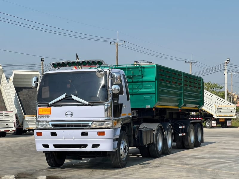 HINO FM2K 260 หางเซมิดัมพ์สามมิตร