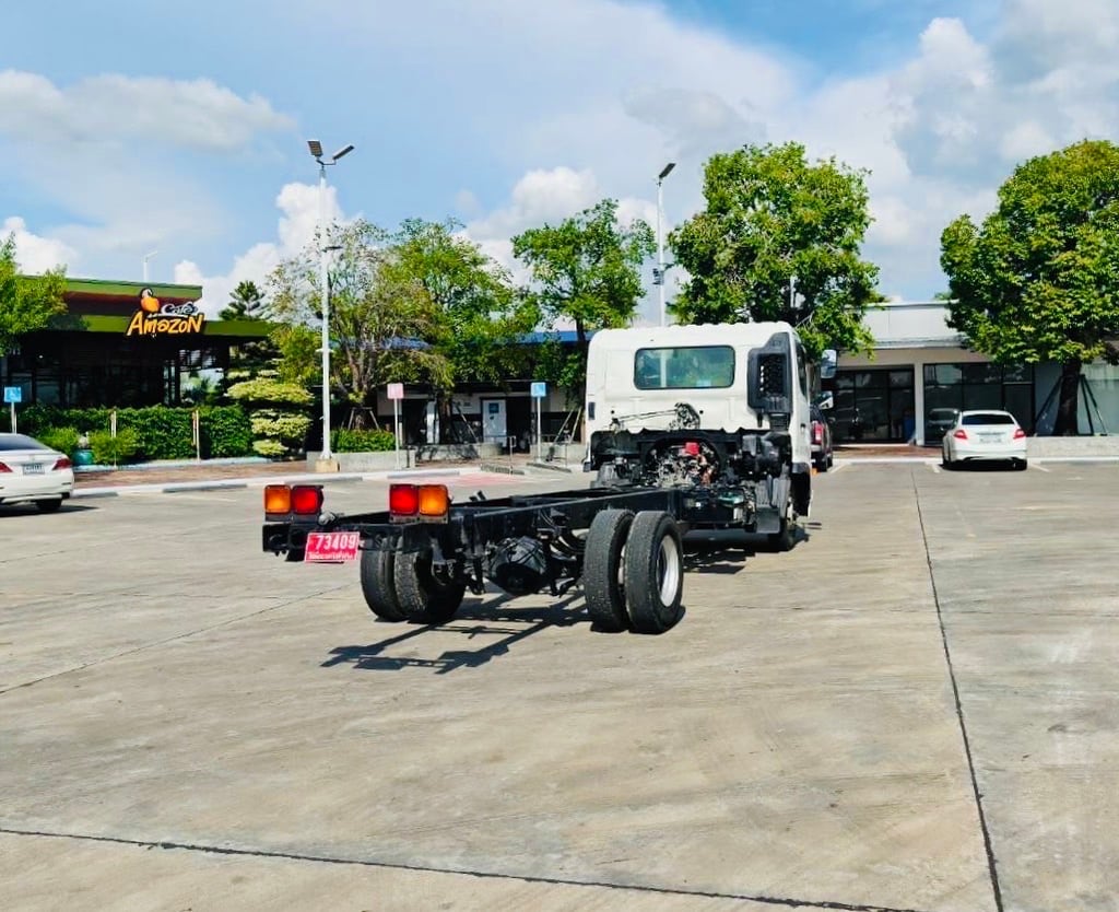 6ล้อ หัวคลัซซี 3.FC9JKA -13720 JO5E 195 แรง เครื่องยนต์ขนาด 4 สูบ