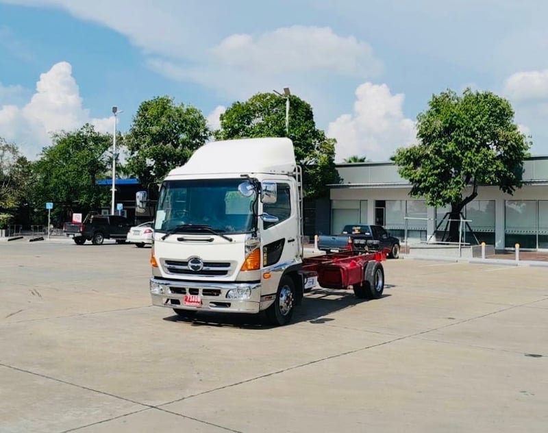 HINO 210 แรง คัดซี  5.FC7JJW-10825 JO7E  เครื่องยนน์ 5 สูบ