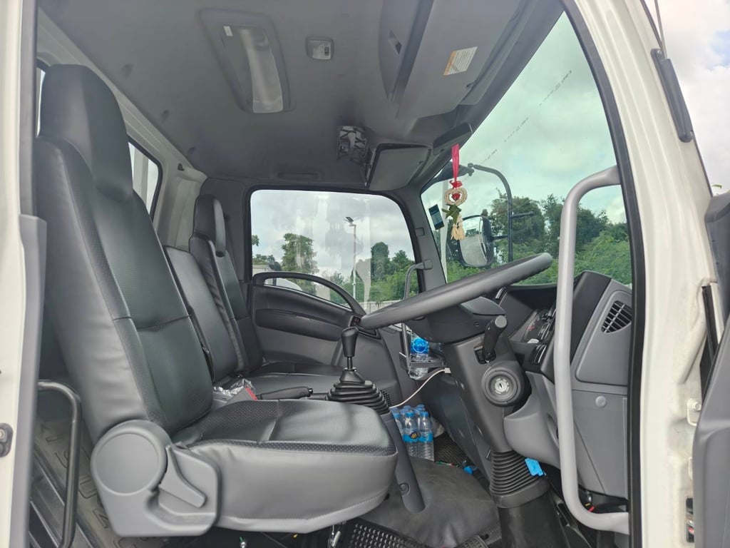 ไมล์ 4 พันกว่า❗️ISUZU FRR 210  กะบะ ยาว 6.50 เมตร พฤษภาคมปี 2567 ราคา 1,330,000 บาท 📞 094-653-6339 อิฐ