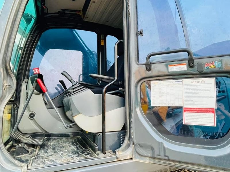 SK200-8XM เฟรมถาด สีเดิมทั้งคัน มือเดียวป้ายแดง 