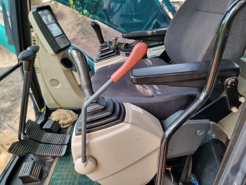 SK 210-10-LC บูมยาว 16 เมตร ชุดจดทะเบียน